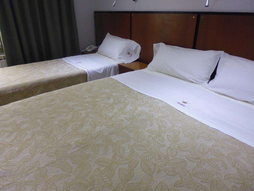Hotel Athos บัวโนสไอเรส ภายนอก รูปภาพ