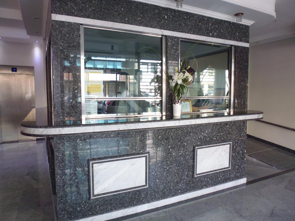 Hotel Athos บัวโนสไอเรส ภายนอก รูปภาพ