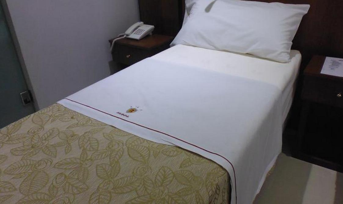 Hotel Athos บัวโนสไอเรส ภายนอก รูปภาพ